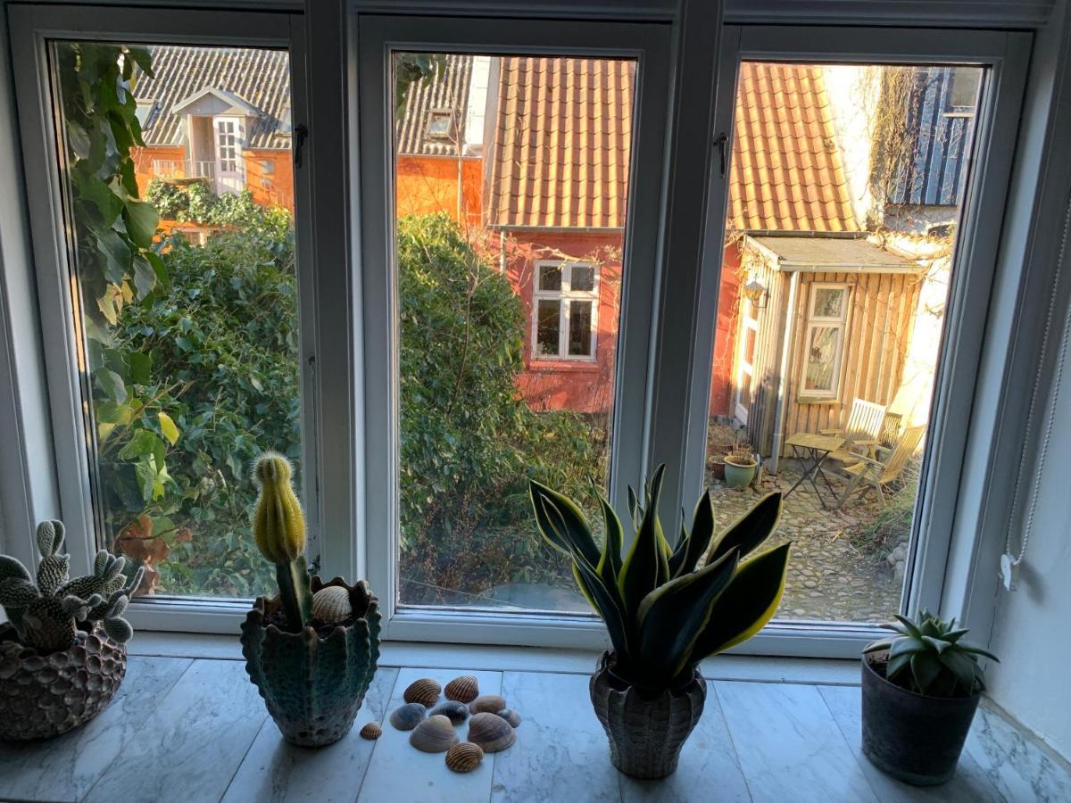 Quiet Room With A Lovely View Орхус Экстерьер фото